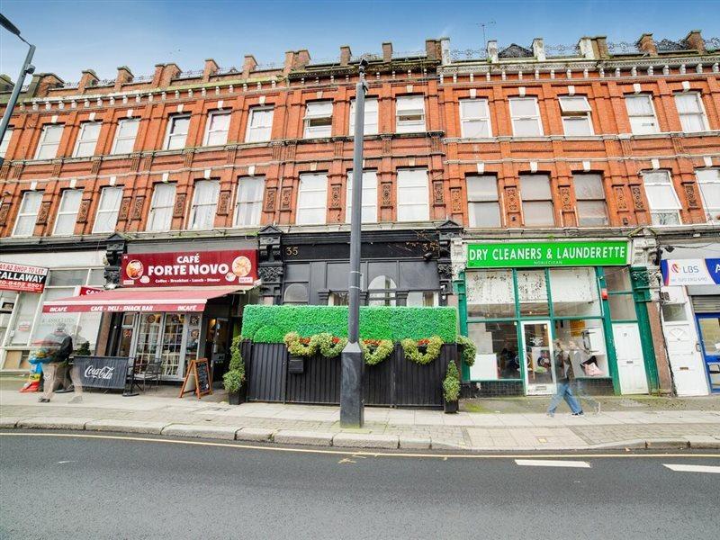 Oyo London Lodge Luaran gambar